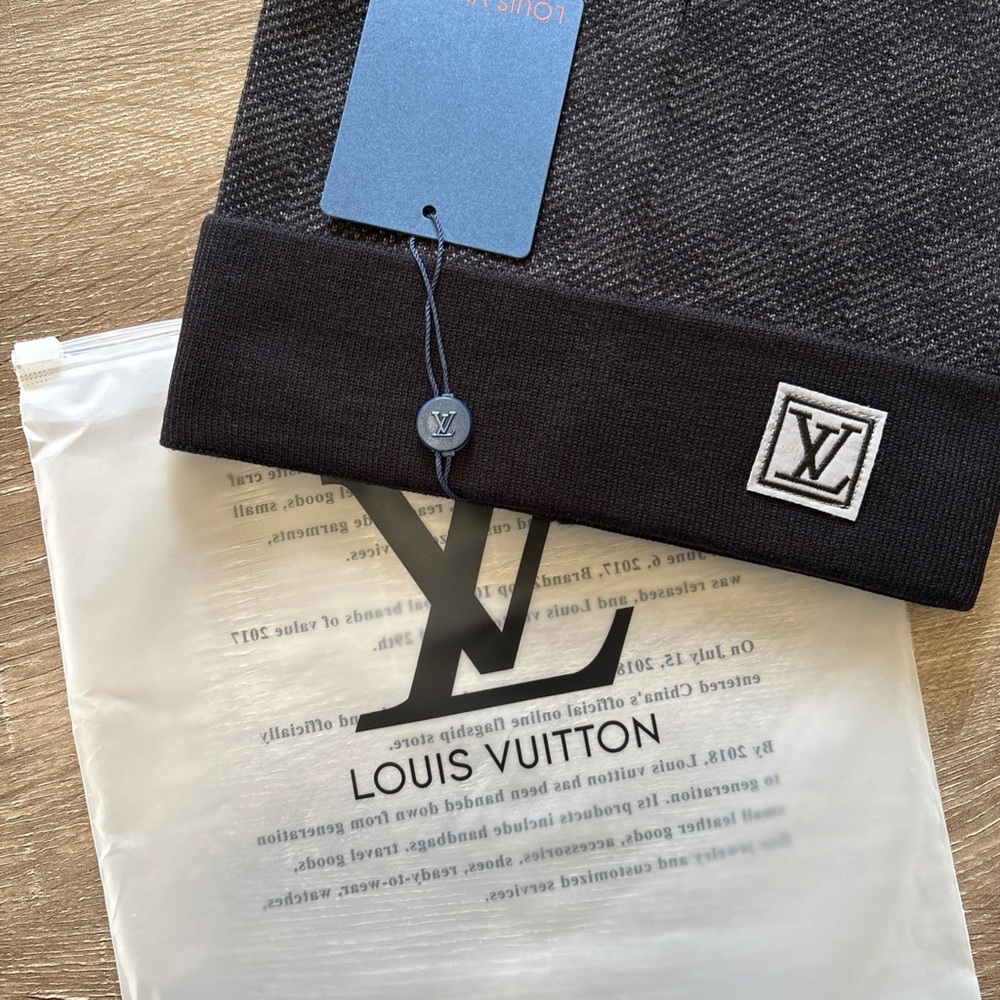Louis Vuitton Black Beanie - Picture 2 of 5